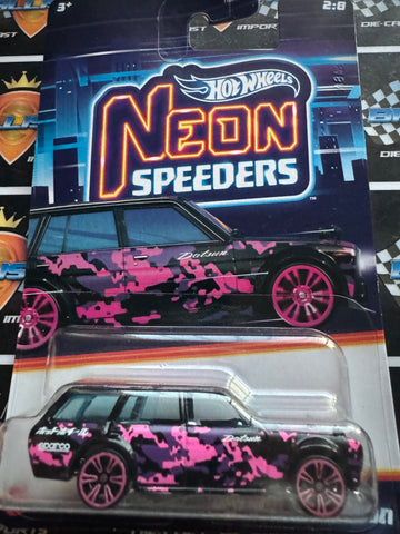 HW - Datsun 510 Wagon - Walmart Exclusive - Neon Speeders